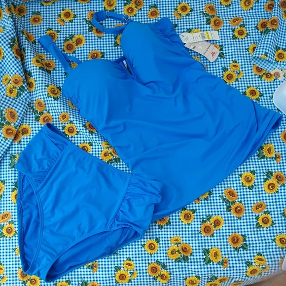 Tommy Bahama Blue Women's Swimsuit - Picture 8 of 11